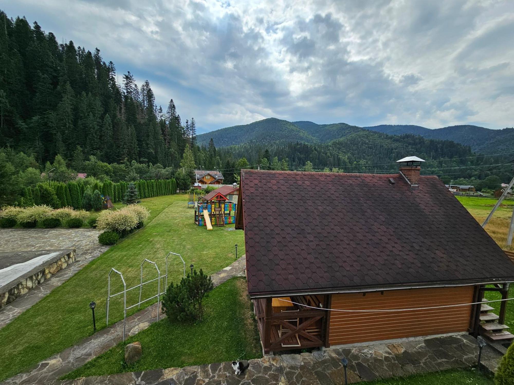 Guesthouse Kolo Druziv Tatariv Exteriér fotografie