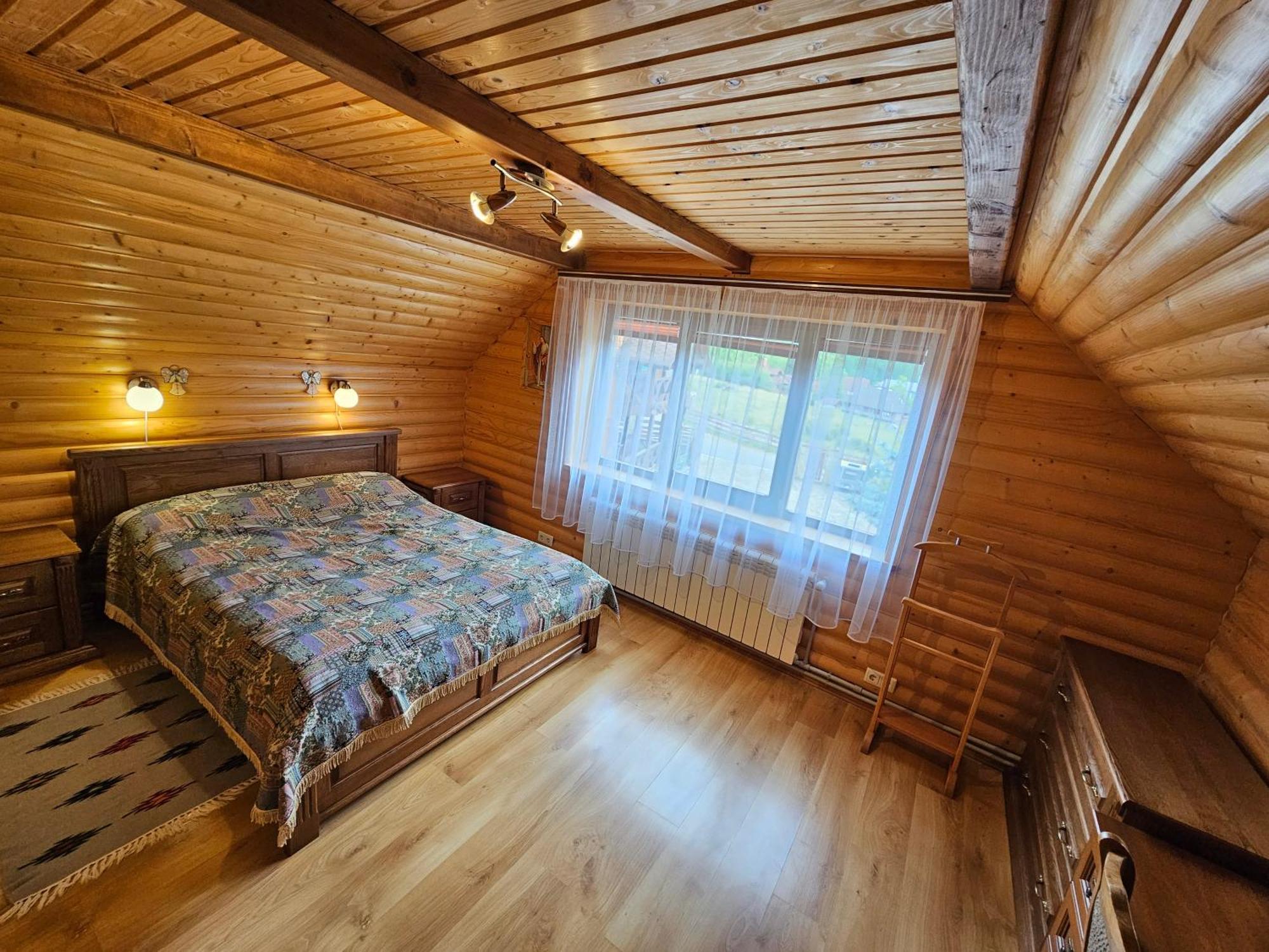 Guesthouse Kolo Druziv Tatariv Exteriér fotografie