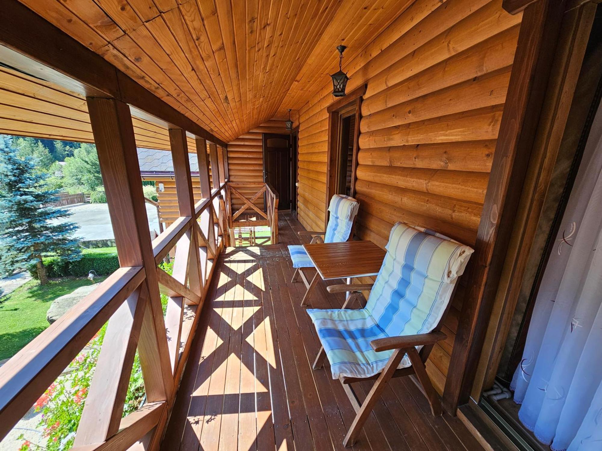 Guesthouse Kolo Druziv Tatariv Exteriér fotografie