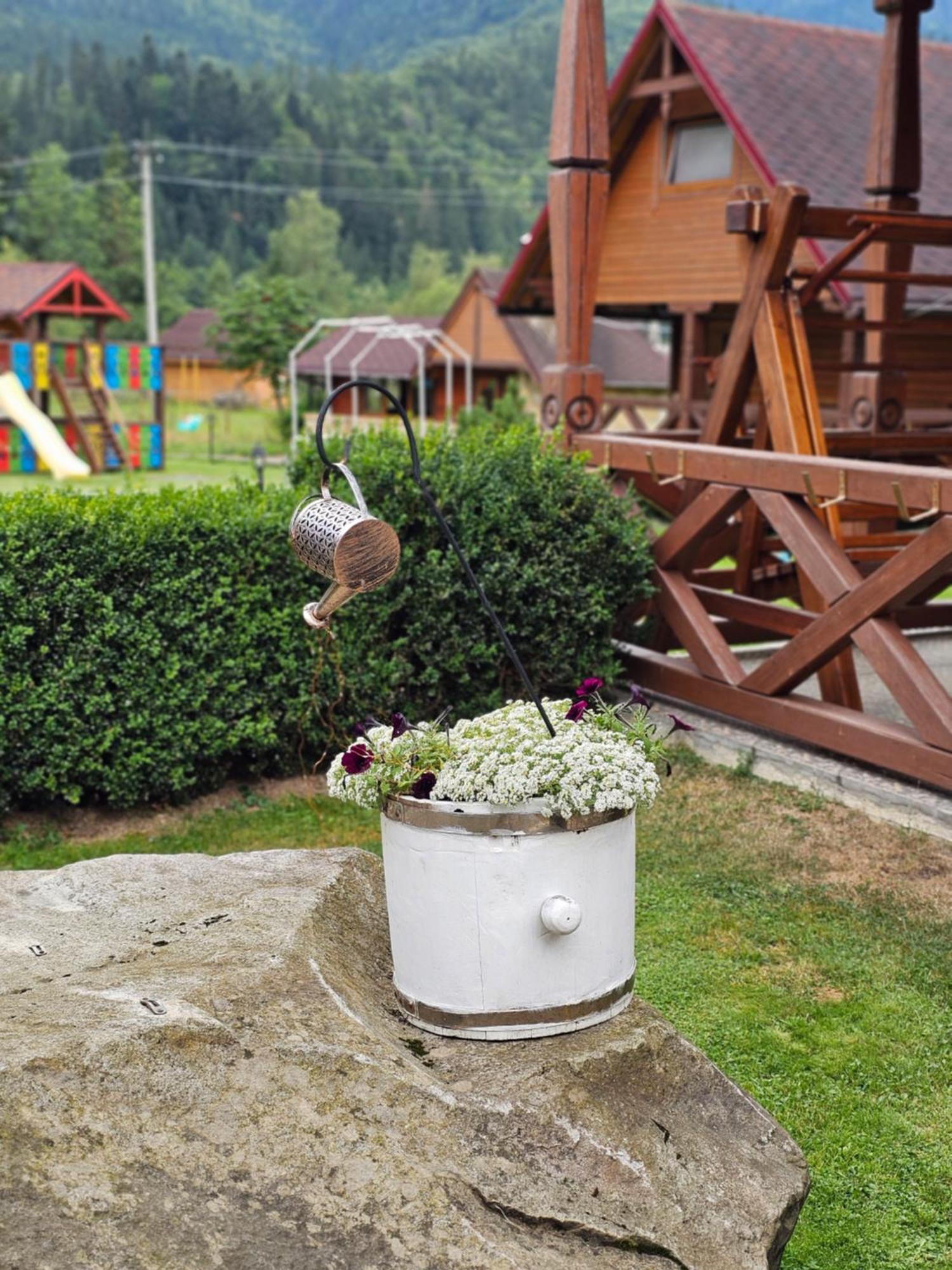 Guesthouse Kolo Druziv Tatariv Exteriér fotografie