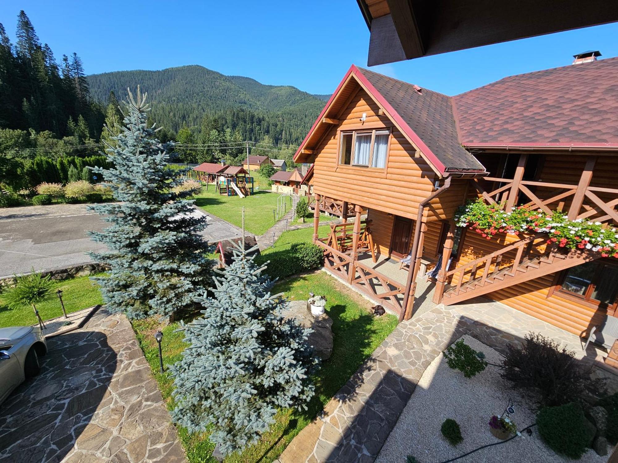 Guesthouse Kolo Druziv Tatariv Exteriér fotografie