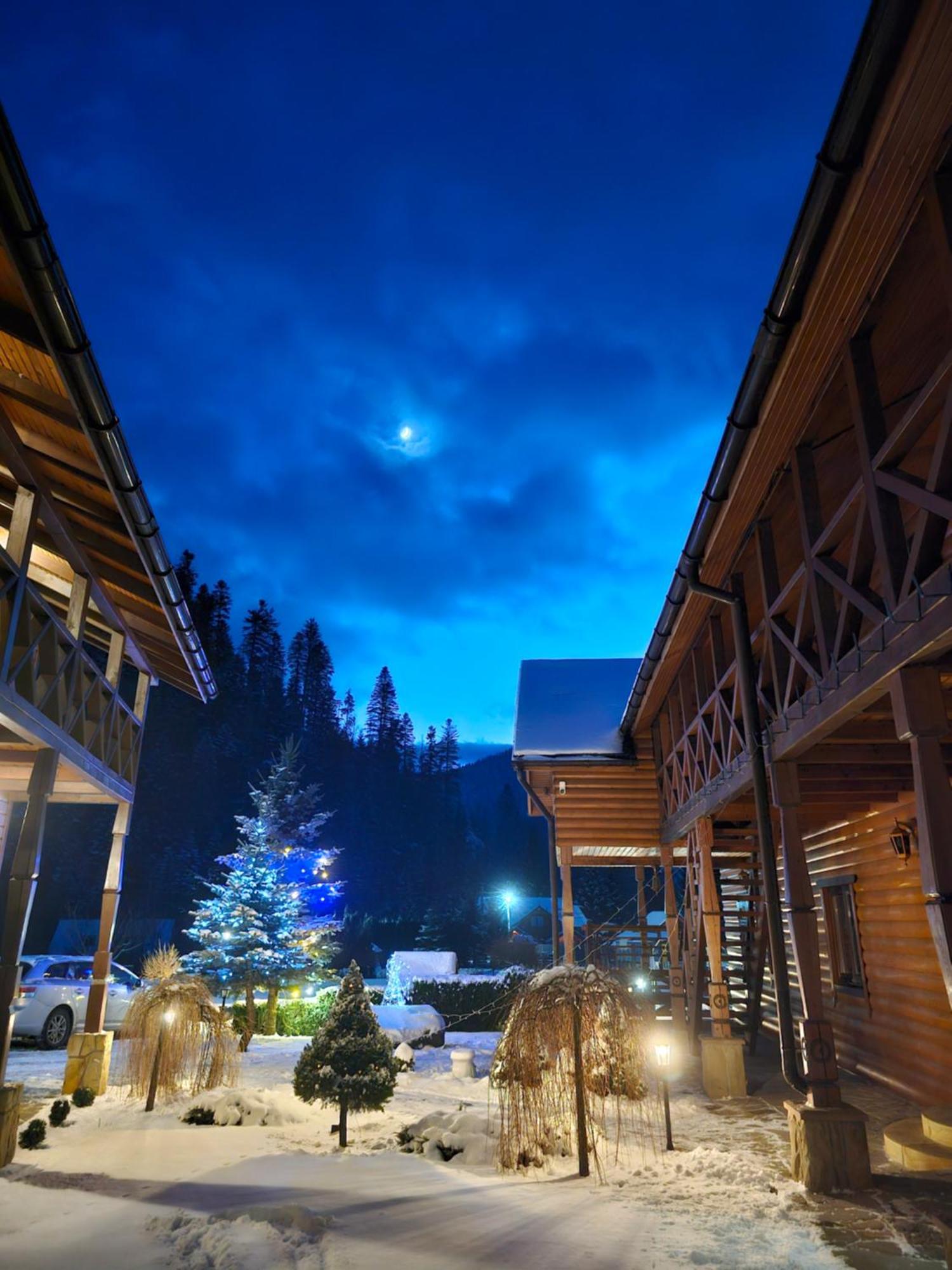 Guesthouse Kolo Druziv Tatariv Exteriér fotografie